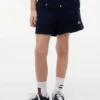 Pantalón corto de chándal para niño con logotipo de bandera en tonos Pantalón corto de chándal para niño con logotipo de bandera en tonos