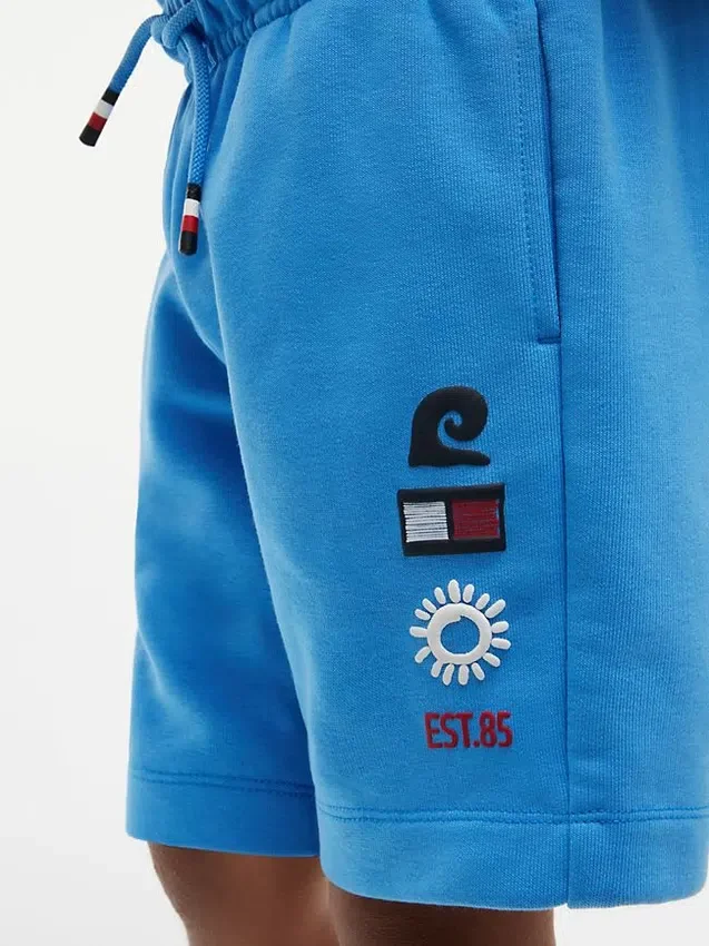 Pantalón corto de chándal para niño con logotipo Sun & Wave Pantalón corto de chándal para niño con logotipo Sun & Wave