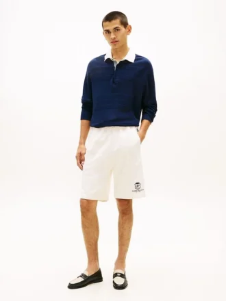Pantalón corto de felpa con monograma