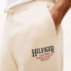 Pantalón de chándal con logotipo bordado