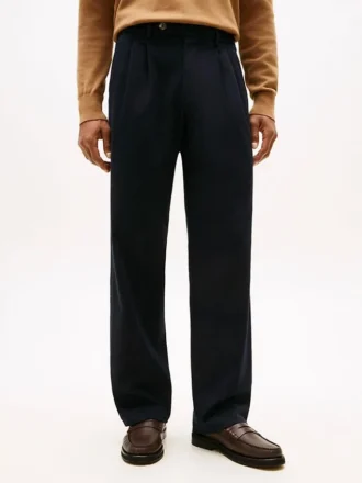 Pantalón plisado de corte holgado