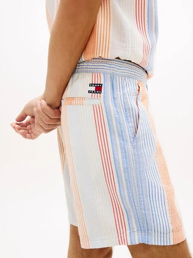 Pantalones cortos a rayas Dobby de Tommy Jeans Pantalones cortos a rayas Dobby de Tommy Jeans