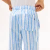 Pantalones cortos a rayas para niño