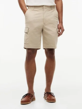Pantalones cortos cargo de sarga elástica de corte holgado