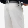Pantalones cortos chinos elásticos holgados con cinturón para niño