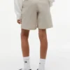 Pantalones cortos chinos elásticos holgados con cinturón para niño