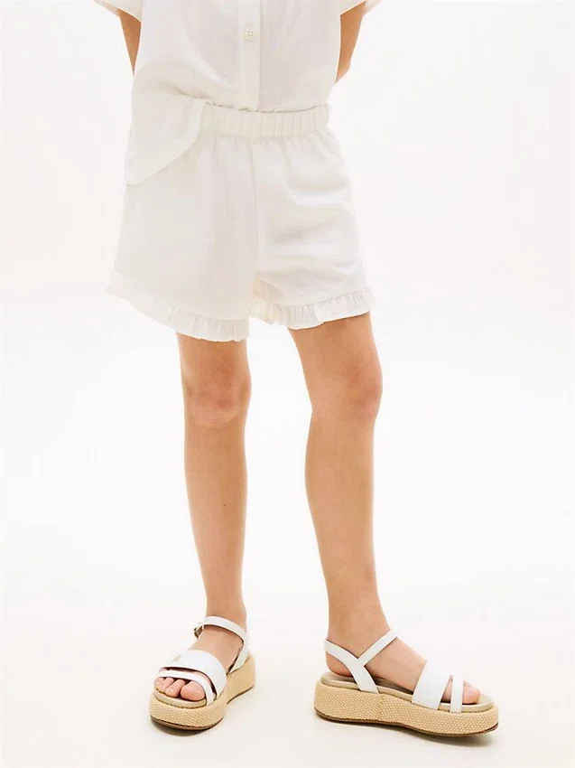 Pantalones cortos con volantes para niña Pantalones cortos con volantes para niña