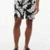 Pantalones cortos de corte regular con estampado tropical de 18 cm Pantalones cortos de corte regular con estampado tropical de 18 cm