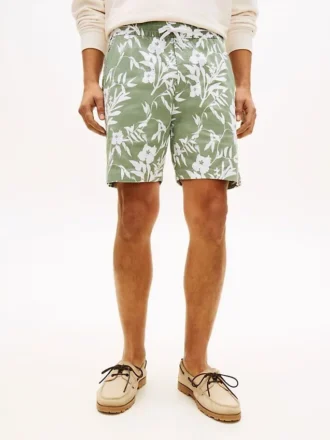 Pantalones cortos de corte regular con estampado tropical de 18 cm