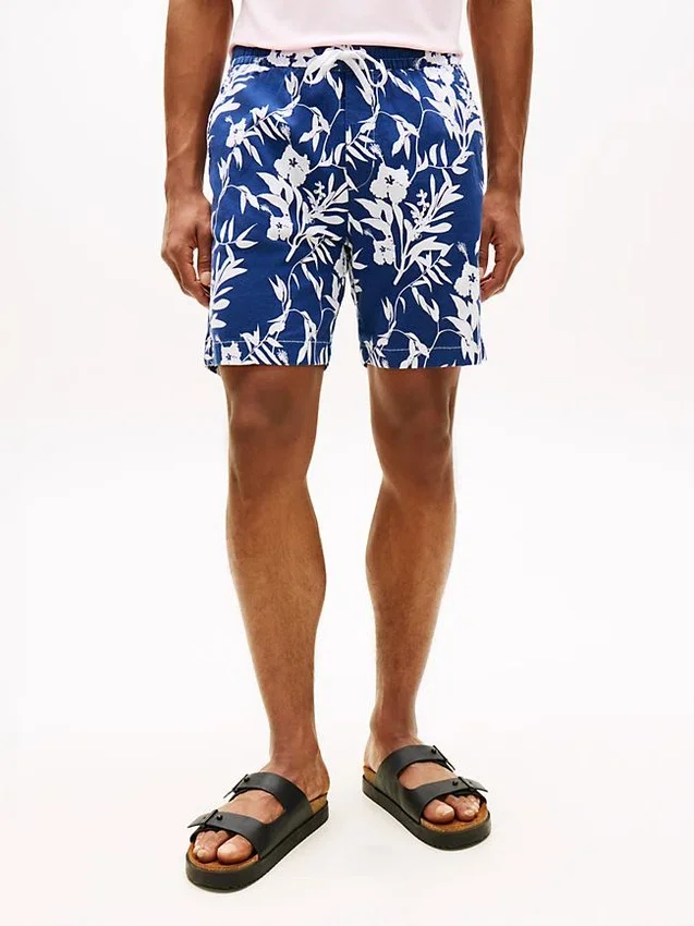 Pantalones cortos de corte regular con estampado tropical de 18 cm Pantalones cortos de corte regular con estampado tropical de 18 cm