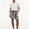 Pantalones cortos de corte regular con estampado tropical de 18 cm Pantalones cortos de corte regular con estampado tropical de 18 cm