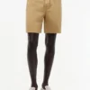 Pantalones cortos de corte regular de 18 cm con lavado a la prenda Pantalones cortos de corte regular de 18 cm con lavado a la prenda