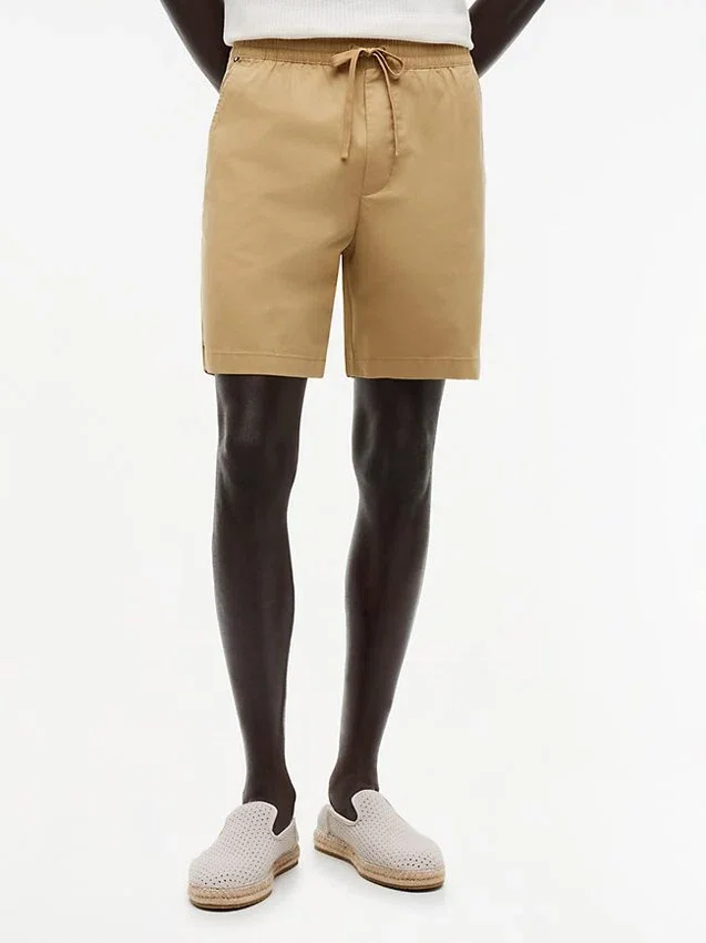 Pantalones cortos de corte regular de 18 cm con lavado a la prenda Pantalones cortos de corte regular de 18 cm con lavado a la prenda