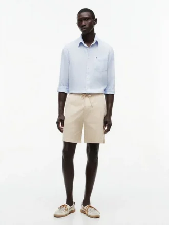 Pantalones cortos de corte regular de 18 cm con lavado a la prenda