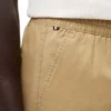 Pantalones cortos de corte regular de 18 cm con lavado a la prenda Pantalones cortos de corte regular de 18 cm con lavado a la prenda