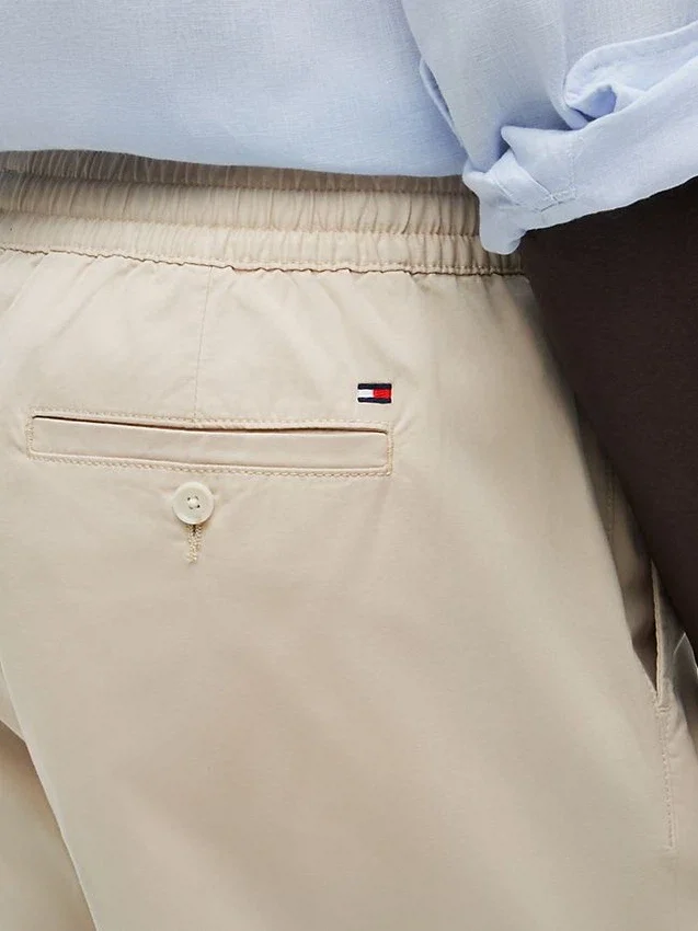 Pantalones cortos de corte regular de 18 cm con lavado a la prenda Pantalones cortos de corte regular de 18 cm con lavado a la prenda