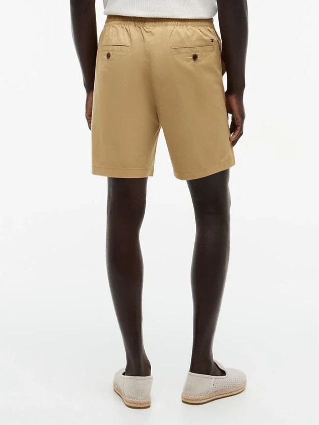 Pantalones cortos de corte regular de 18 cm con lavado a la prenda Pantalones cortos de corte regular de 18 cm con lavado a la prenda