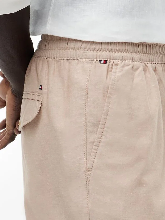Pantalones cortos de corte regular de 18 cm en mezcla de algodón y lino Pantalones cortos de corte regular de 18 cm en mezcla de algodón y lino