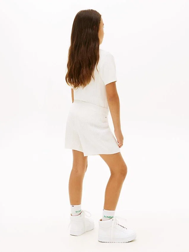 Pantalones cortos de ganchillo para niña Pantalones cortos de ganchillo para niña