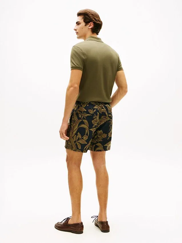 Pantalones cortos de lino con estampado tropical Pantalones cortos de lino con estampado tropical