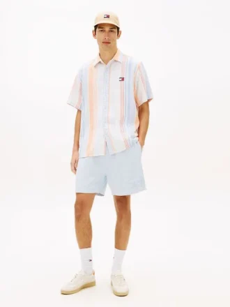 Pantalones cortos de playa teñidos en prenda de Tommy Jeans