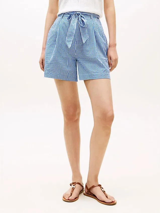 Pantalones cortos de seersucker a cuadros vichy con cinturón Pantalones cortos de seersucker a cuadros vichy con cinturón