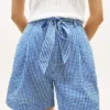 Pantalones cortos de seersucker a cuadros vichy con cinturón Pantalones cortos de seersucker a cuadros vichy con cinturón