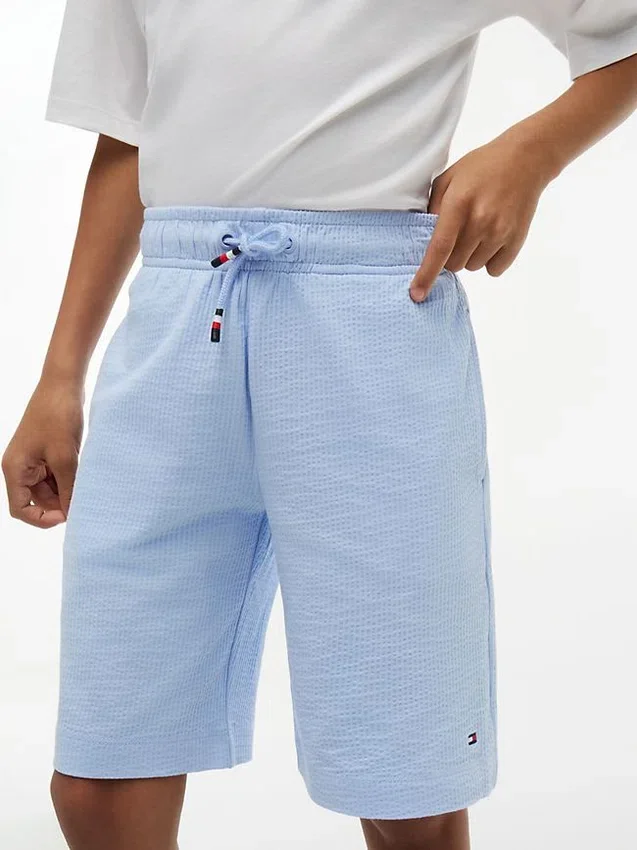 Pantalones cortos elásticos de seersucker para niño Pantalones cortos elásticos de seersucker para niño