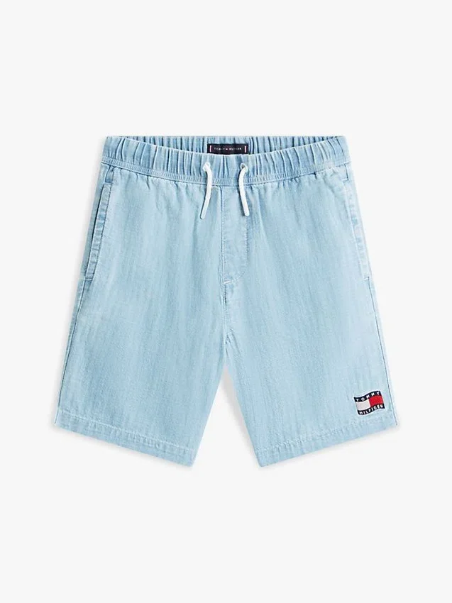 Pantalones cortos vaqueros de niño con estampado de banderas onduladas en espiga Pantalones cortos vaqueros de niño con estampado de banderas onduladas en espiga