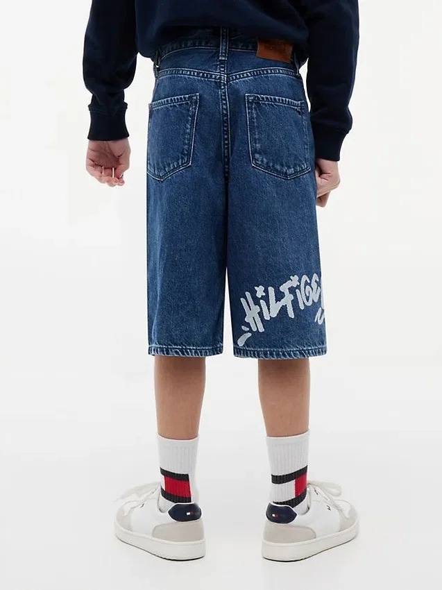 Pantalones cortos vaqueros holgados con estampado de grafitis para niño Pantalones cortos vaqueros holgados con estampado de grafitis para niño