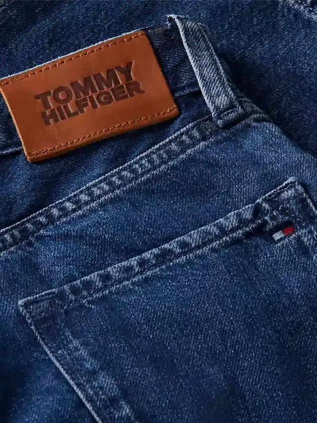 Pantalones cortos vaqueros holgados con estampado de grafitis para niño Pantalones cortos vaqueros holgados con estampado de grafitis para niño