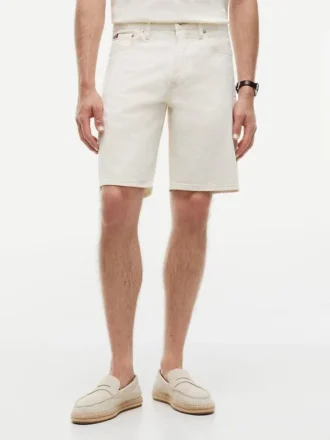 Pantalones cortos vaqueros teñidos en prenda de corte regular