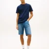 Pantalones cortos vaqueros Tommy Jeans con bolsillo con el logotipo Pantalones cortos vaqueros Tommy Jeans con bolsillo con el logotipo