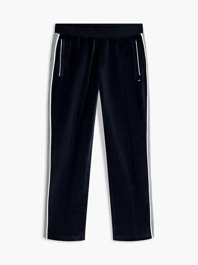 Pantalones de chándal de terciopelo con escudo monograma Pantalones de chándal de terciopelo con escudo monograma