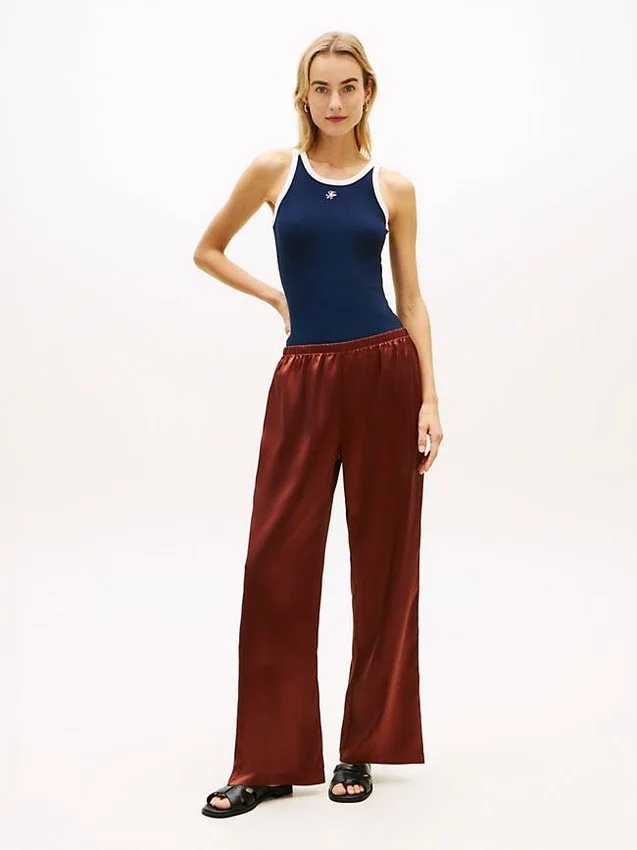 Pantalones elásticos de satén con cintura elástica y pierna ancha Pantalones elásticos de satén con cintura elástica y pierna ancha