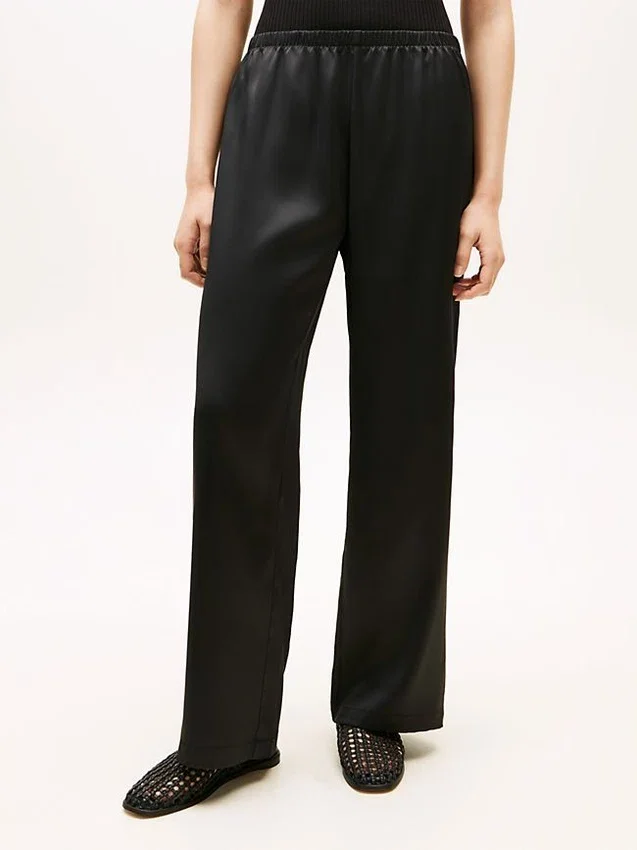 Pantalones elásticos de satén de pierna ancha Pantalones elásticos de satén de pierna ancha