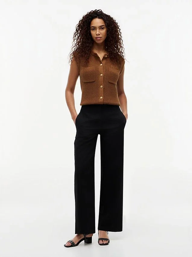 Pantalones rectos de sarga ligera Pantalones rectos de sarga ligera