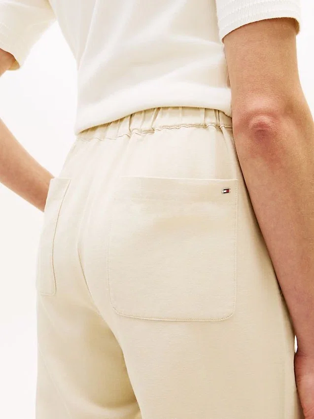 Pantalones rectos de sarga ligera Pantalones rectos de sarga ligera