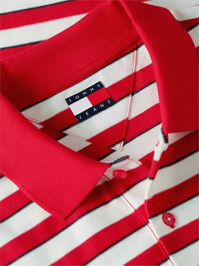 Polo a rayas de corte regular de Tommy Jeans Polo a rayas de corte regular de Tommy Jeans