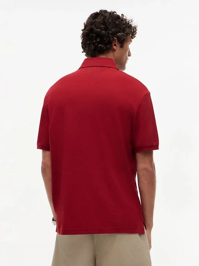 Polo con logotipo del escudo del archivo, corte clásico Polo con logotipo del escudo del archivo, corte clásico