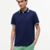 Polo con ribetes de corte regular