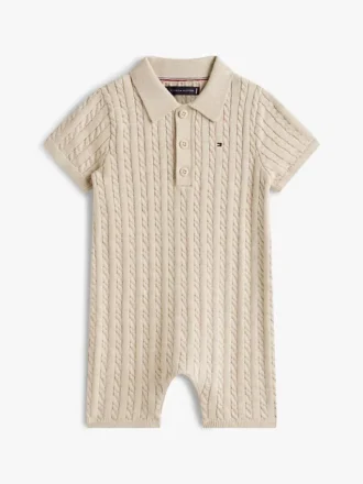 Polo con tirantes de punto trenzado para bebés Polo con tirantes de punto trenzado para bebés
