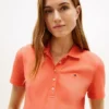 Polo de algodón elástico de corte entallado