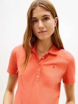 Polo de algodón elástico de corte entallado
