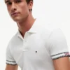 Polo de algodón liso de corte entallado