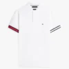 Polo de algodón liso de corte entallado