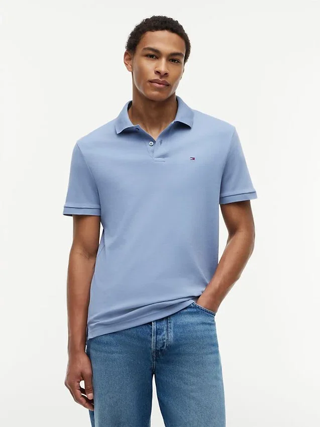 Polo de algodón liso de corte regular Polo de algodón liso de corte regular