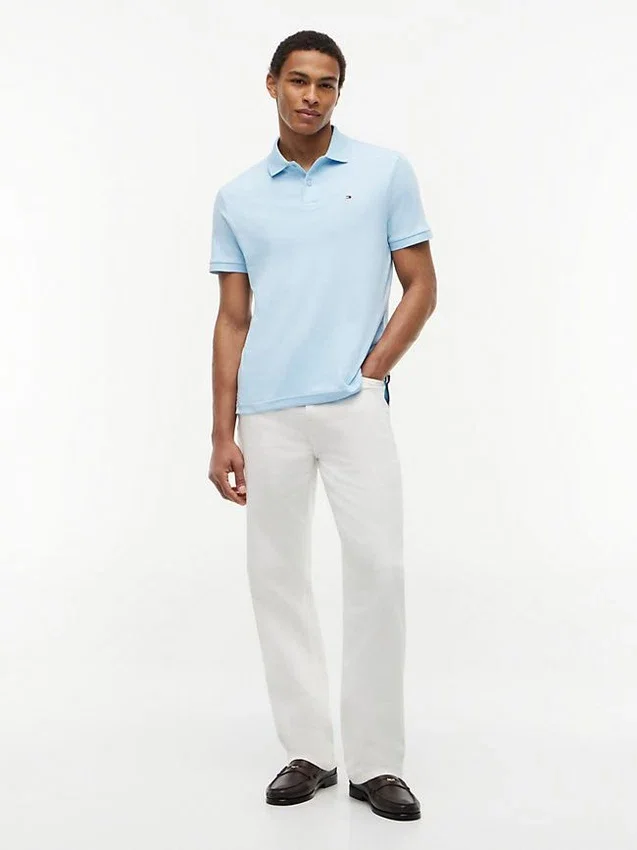 Polo de algodón liso de corte regular Polo de algodón liso de corte regular