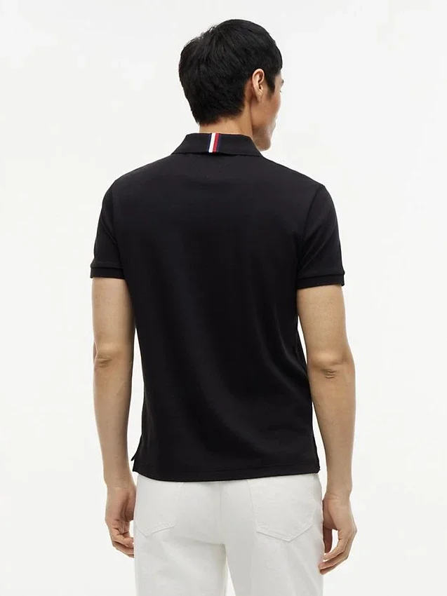 Polo de algodón liso de corte regular Polo de algodón liso de corte regular