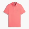 Polo de algodón liso de corte regular Polo de algodón liso de corte regular